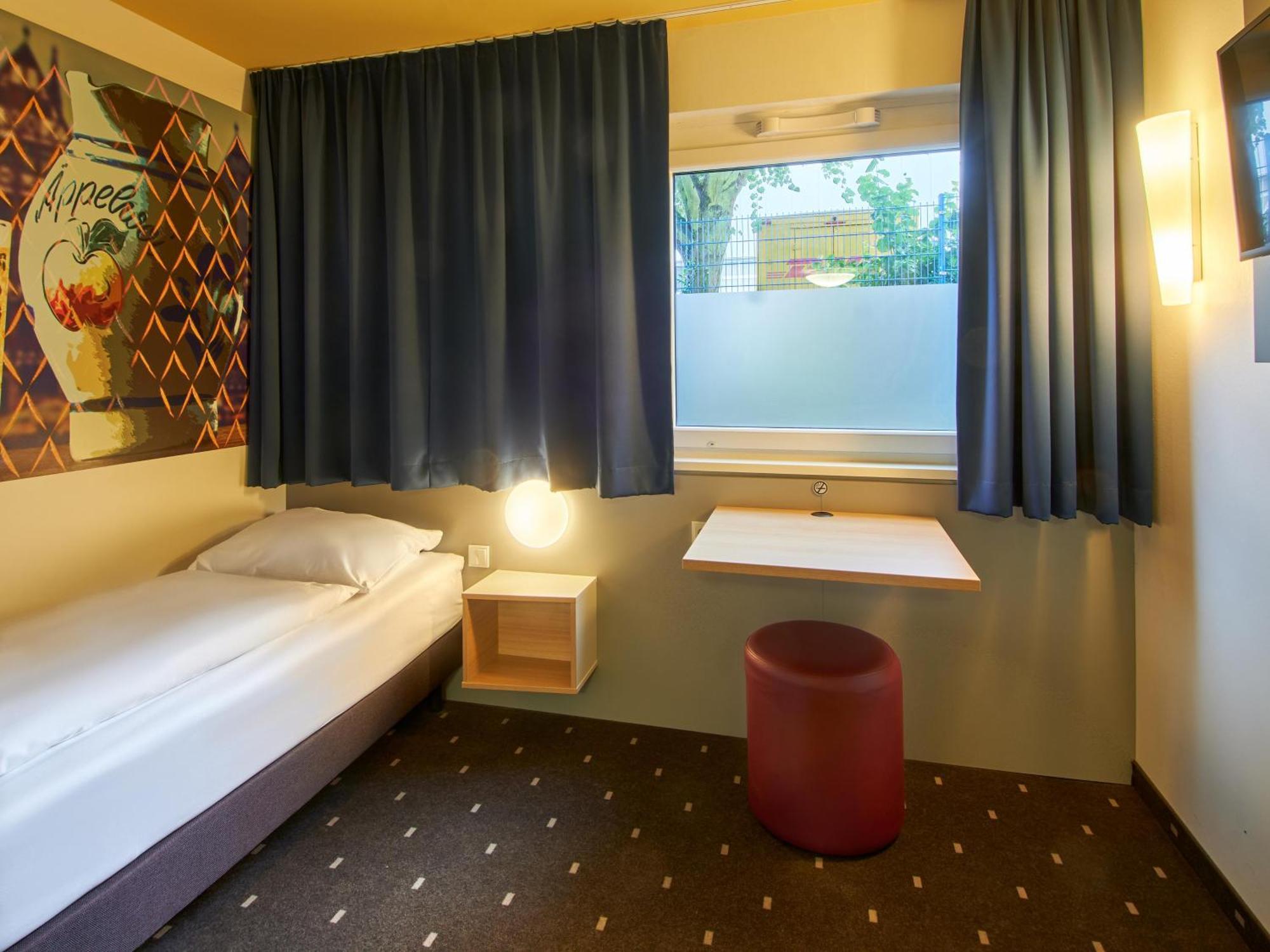 B&B Hotel Frankfurt-Nord Frankfurt am Main Exteriör bild